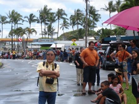 Merrie Monarch Parade crowd 2008